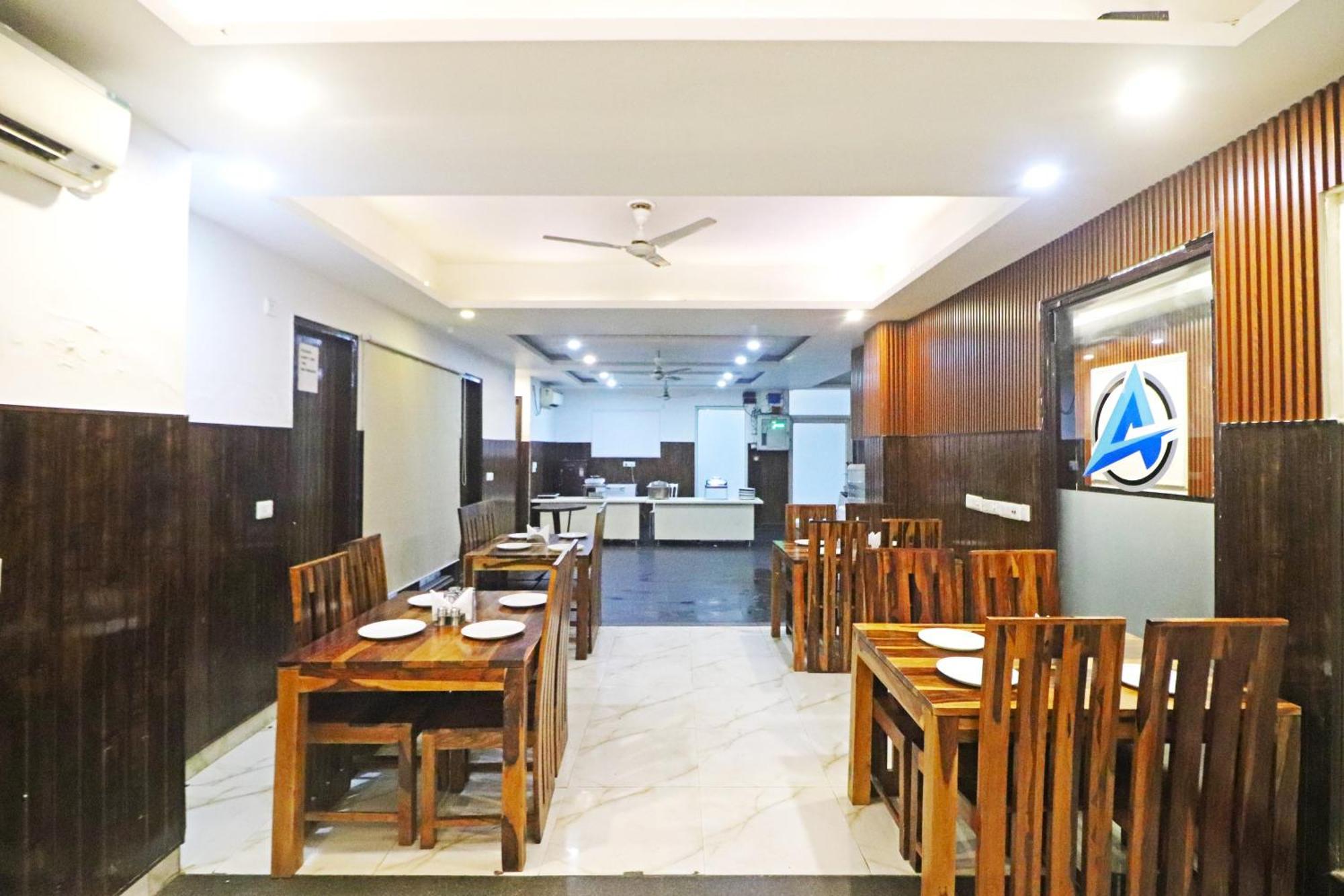Hotel Mayda Prime Near Delhi Airport New Delhi Exterior photo