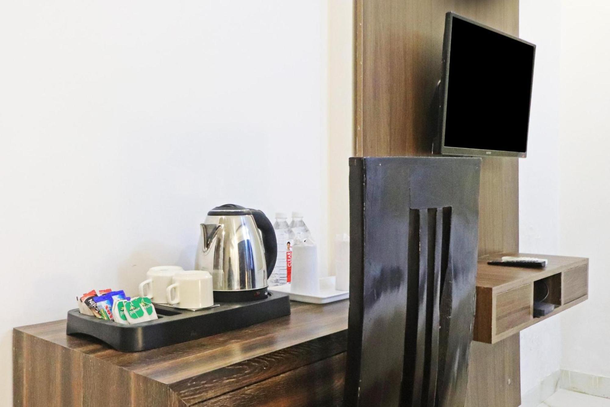 Hotel Mayda Prime Near Delhi Airport New Delhi Exterior photo