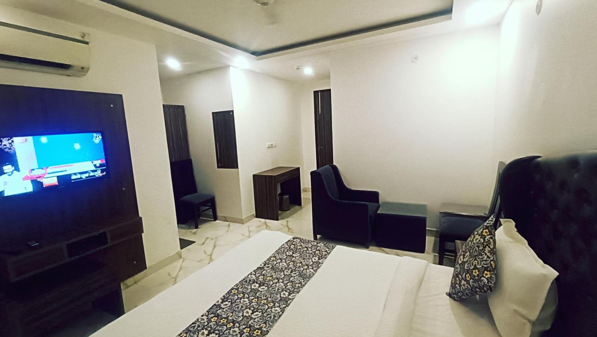 Hotel Mayda Prime Near Delhi Airport New Delhi Exterior photo